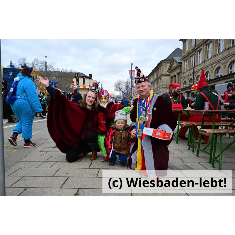 Wiesbadener Fastnachtssonntagsumzug 1115